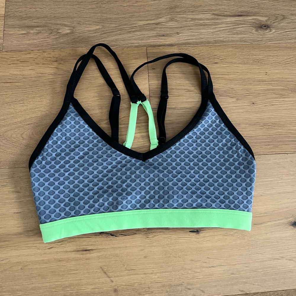 Lorna Jane sports bra, unpadded, approx size small